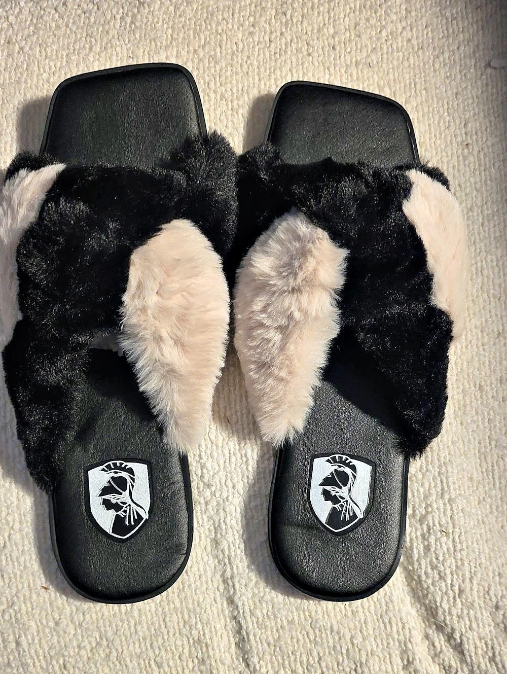 VNHY Knotted Faux Fur Knot Slippers Color Block Faux Fur Slippers US 9 NWT